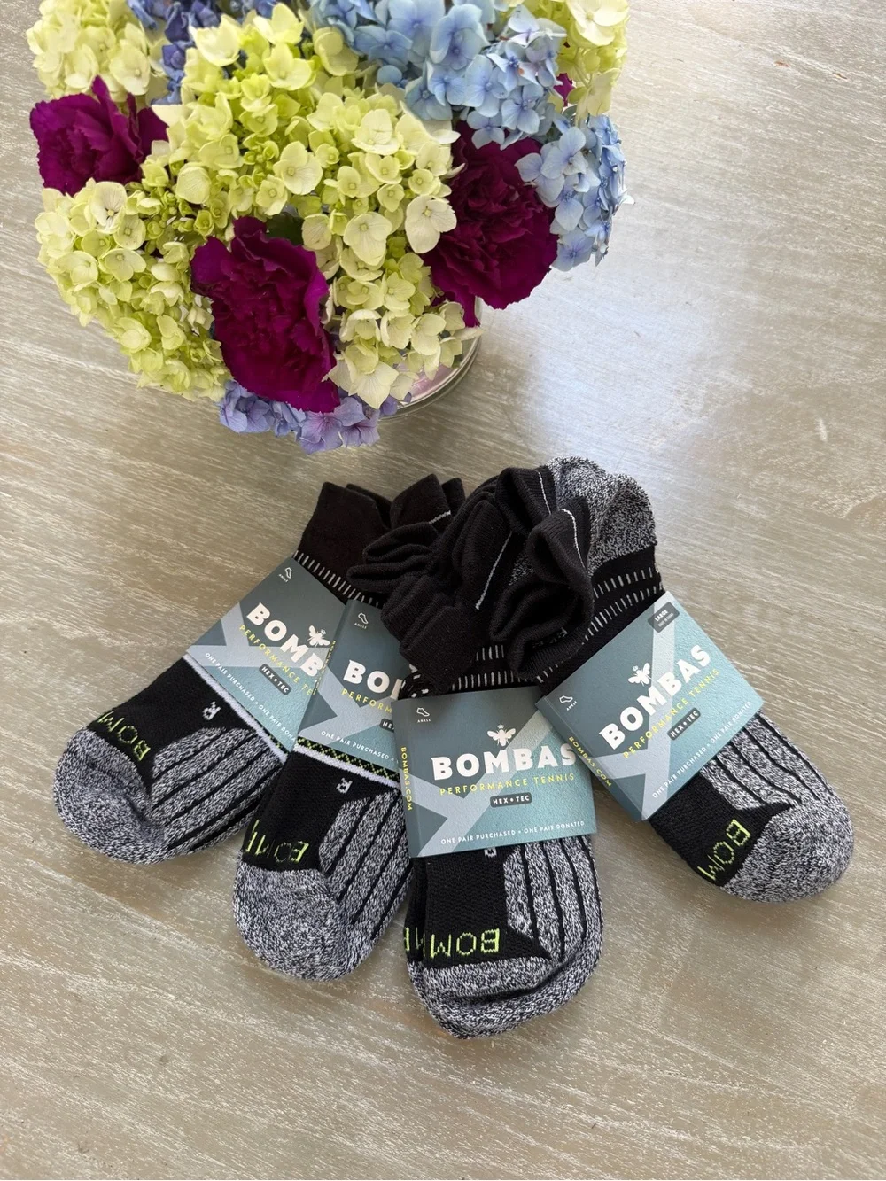 Bombas Men’s Black Performance Tennis Hex-Tec Ankle Socks. Size Large. NWT